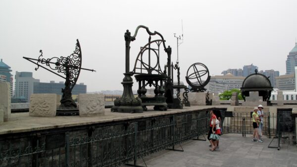 Poznaj Pekin: Cesarskie Obserwatorium Astronomiczne