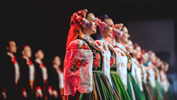 Kultura i Dyplomacja na 74. Forum Humanum Mazurkas – Spotkanie Ambasadora Chin z polskim Folklorem